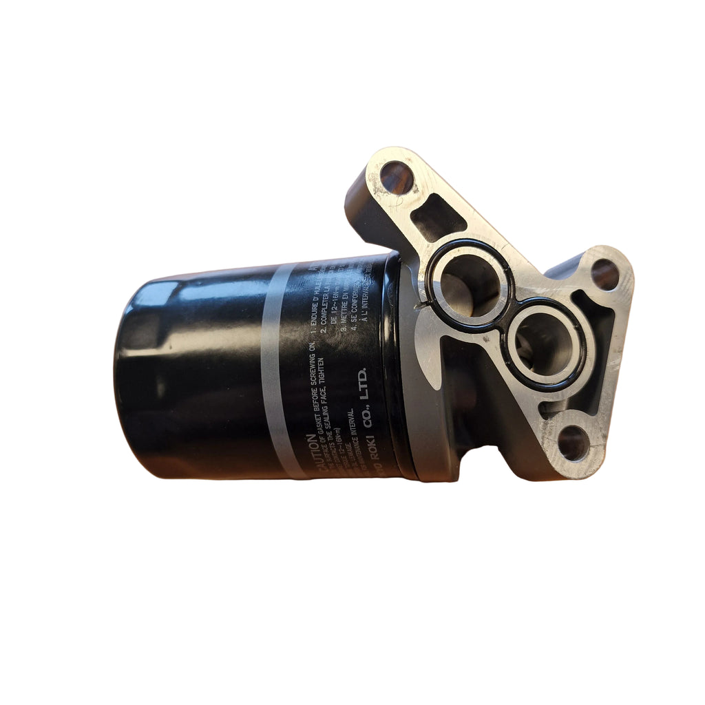 Oljefilterbrakett / Oil Filter Stand med oljefilter – Suzuki DF150AP – 16540-96J00 / 16510-96J10