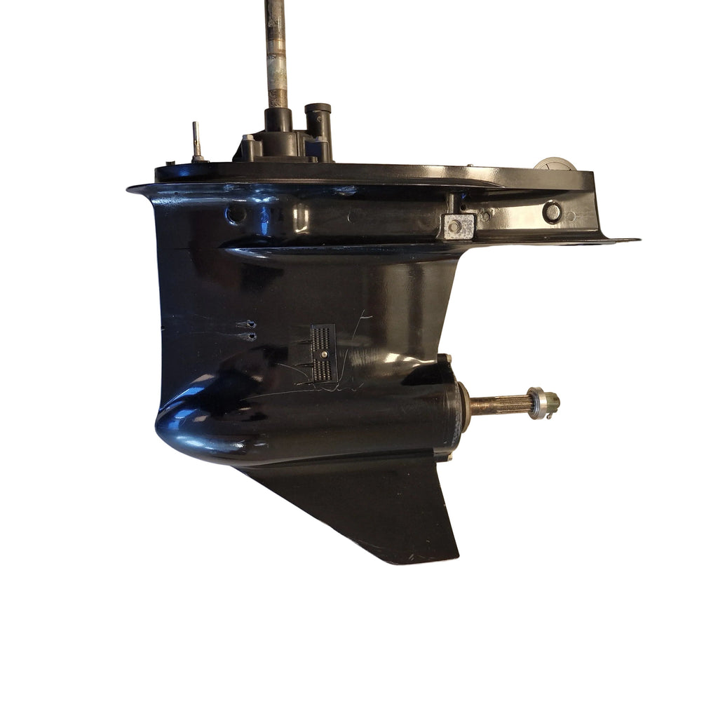Komplett undervannshus / girhus, Complete Gear Case Assembly – Suzuki DF150AP L-variant BLACK – 55110-96L00-YAY