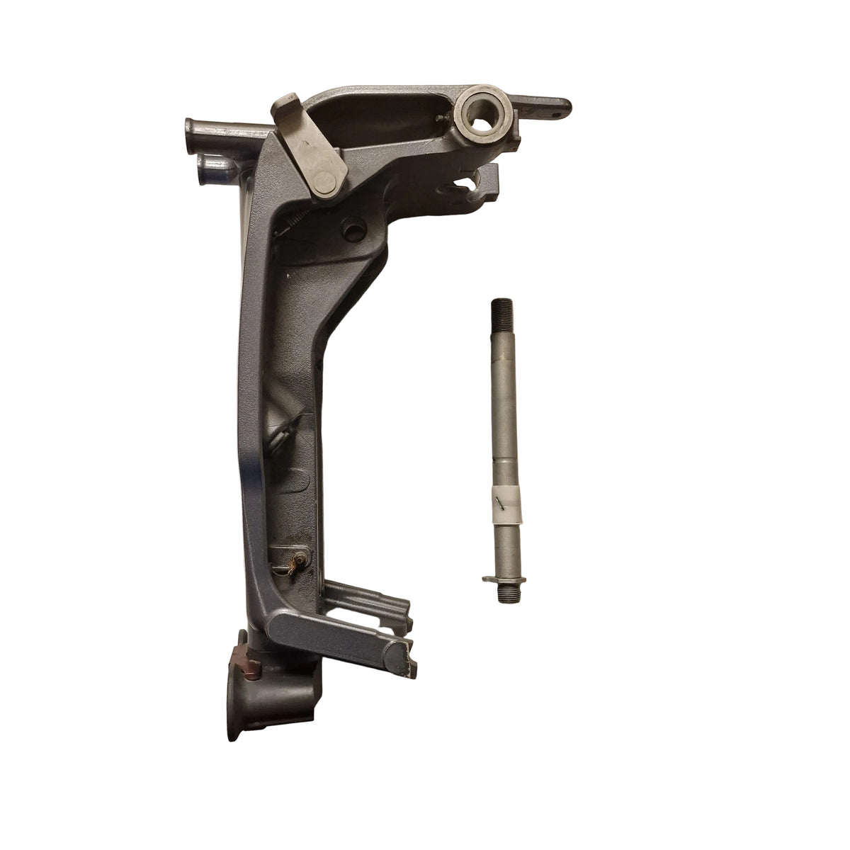 Dreiebrakett og styrebrakett komplett, Swivel & Steering Bracket Assembly – 61A-43311-22-8D m.fl. – Yamaha F300B 2018