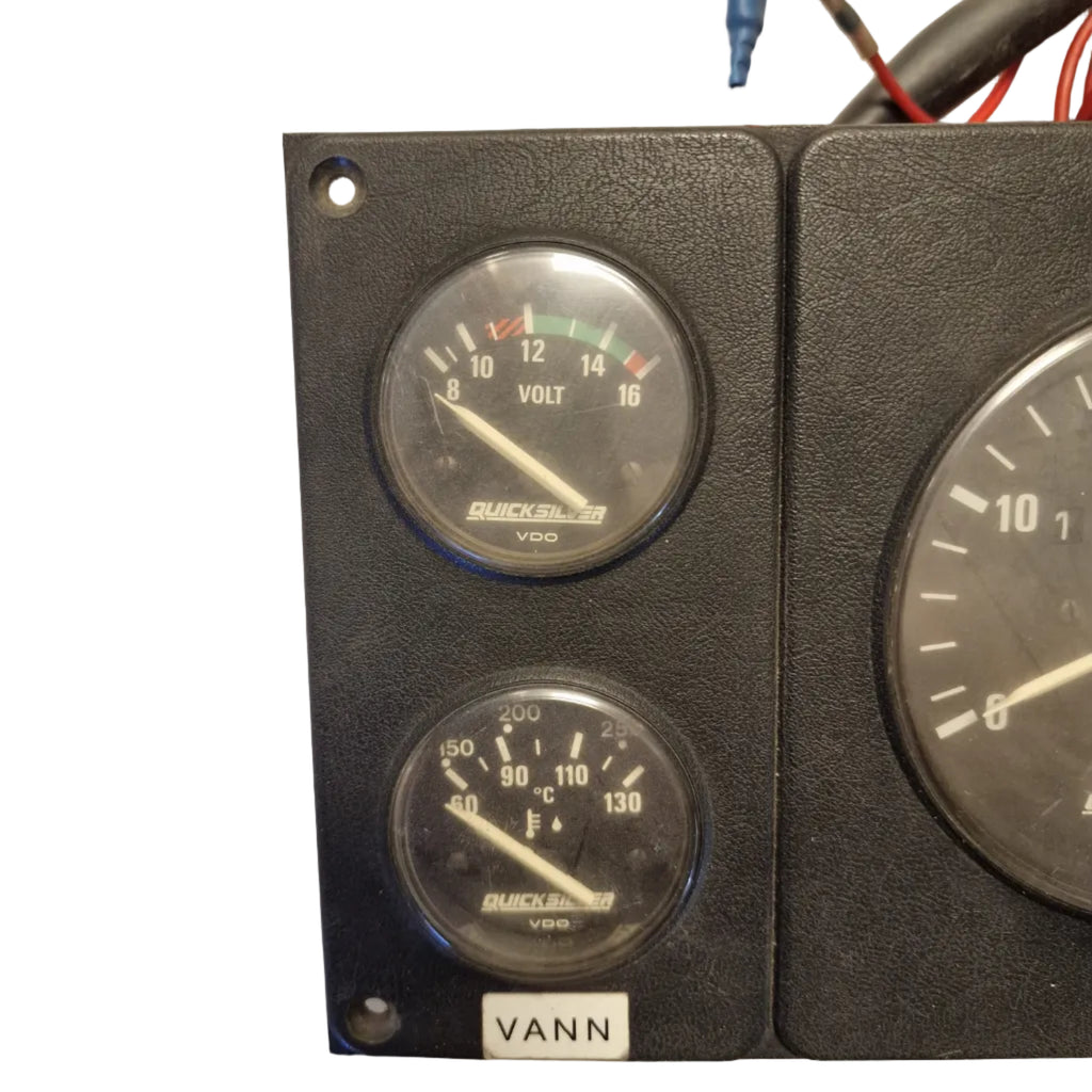 Quicksilver VDO komplett instrumentpanel – 12 V – Mercury/MerCruiser diesel