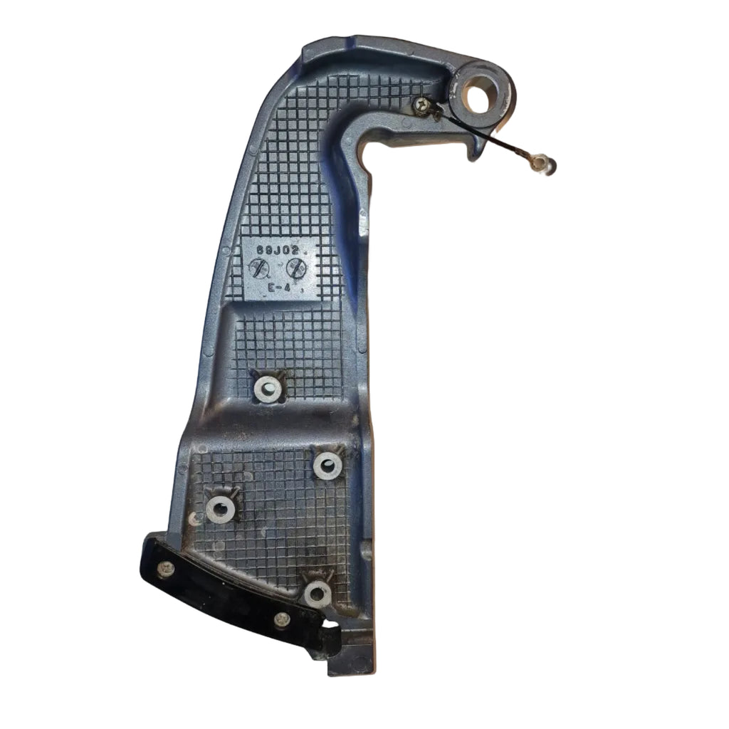 Klembrakett / Clamp Bracket 1 – 69J-43111-10-8D – Yamaha F300B ETX