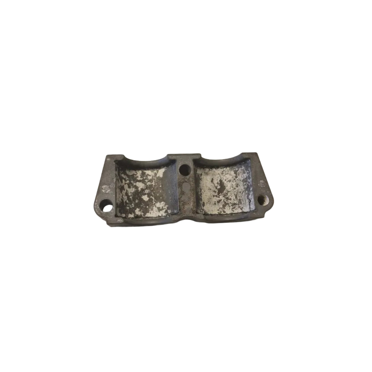 Deksel øvre motorfeste / Upper Mount Cover – 54137-93J02 – Suzuki DF150TL 2013 – SN 15002F-310749