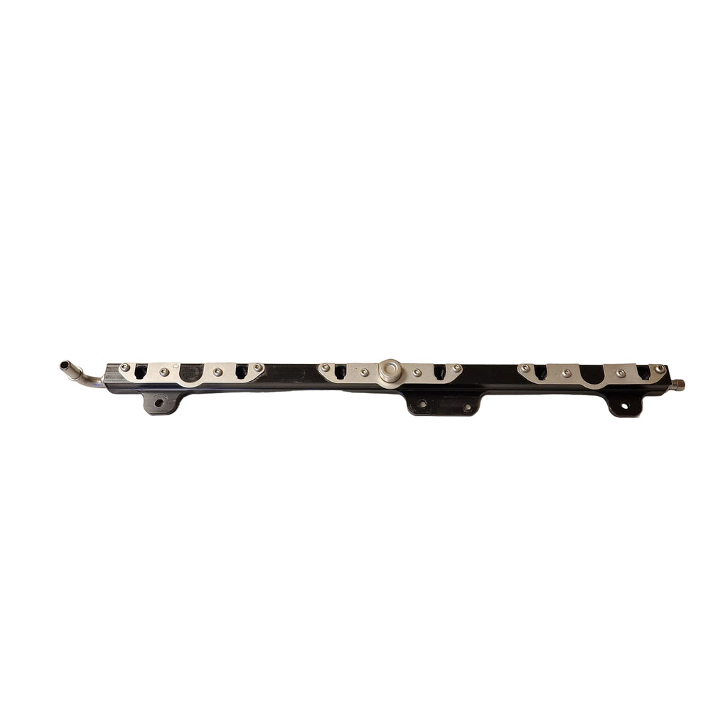 Drivstoffrail uten injektorer / Fuel Rail without Injectors – 8M0041080 (assembly-ref.) – Mercury Verado 250 2006 – 0P520553-0PXXXX