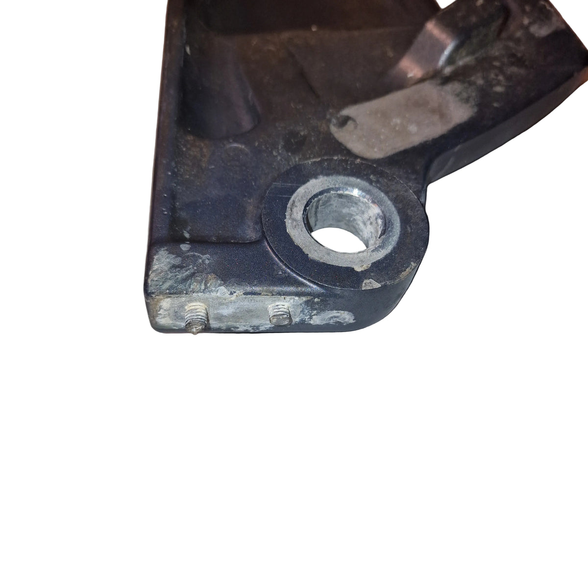 Akterspeilbrakett høyre / Starboard Clamp Bracket – 64E-43112-02-8D – Yamaha F150AETL 63P – 104067?