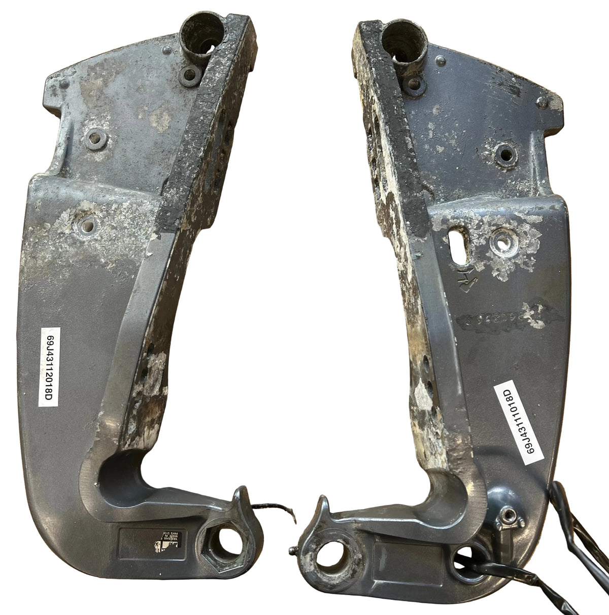 Yamaha Bracket Clamp 1 og 2 – 69J-43111-01-8D / 69J-43112-01-8D –