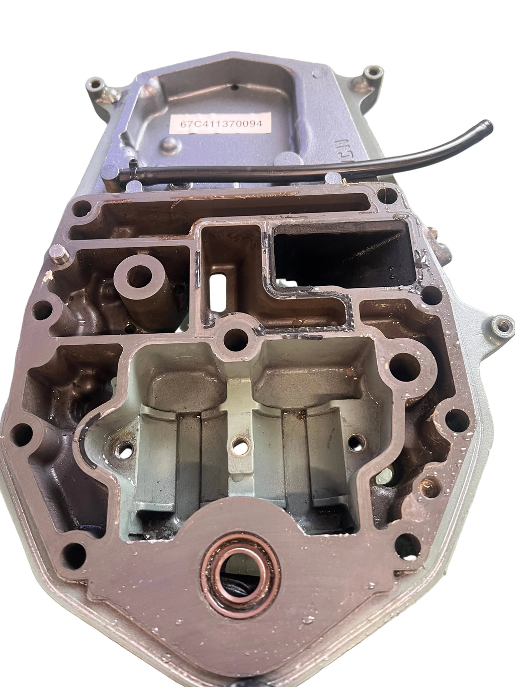Eksosguide / Guide, Exhaust – Yamaha F40B (67C) – 67C-41137-00-94