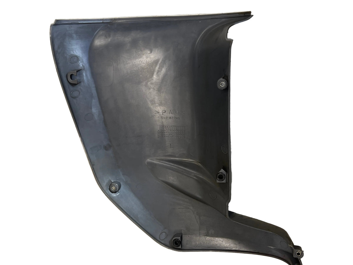 Yamaha F225A venstre sidekappe / Apron – 69J-42741-00-8D